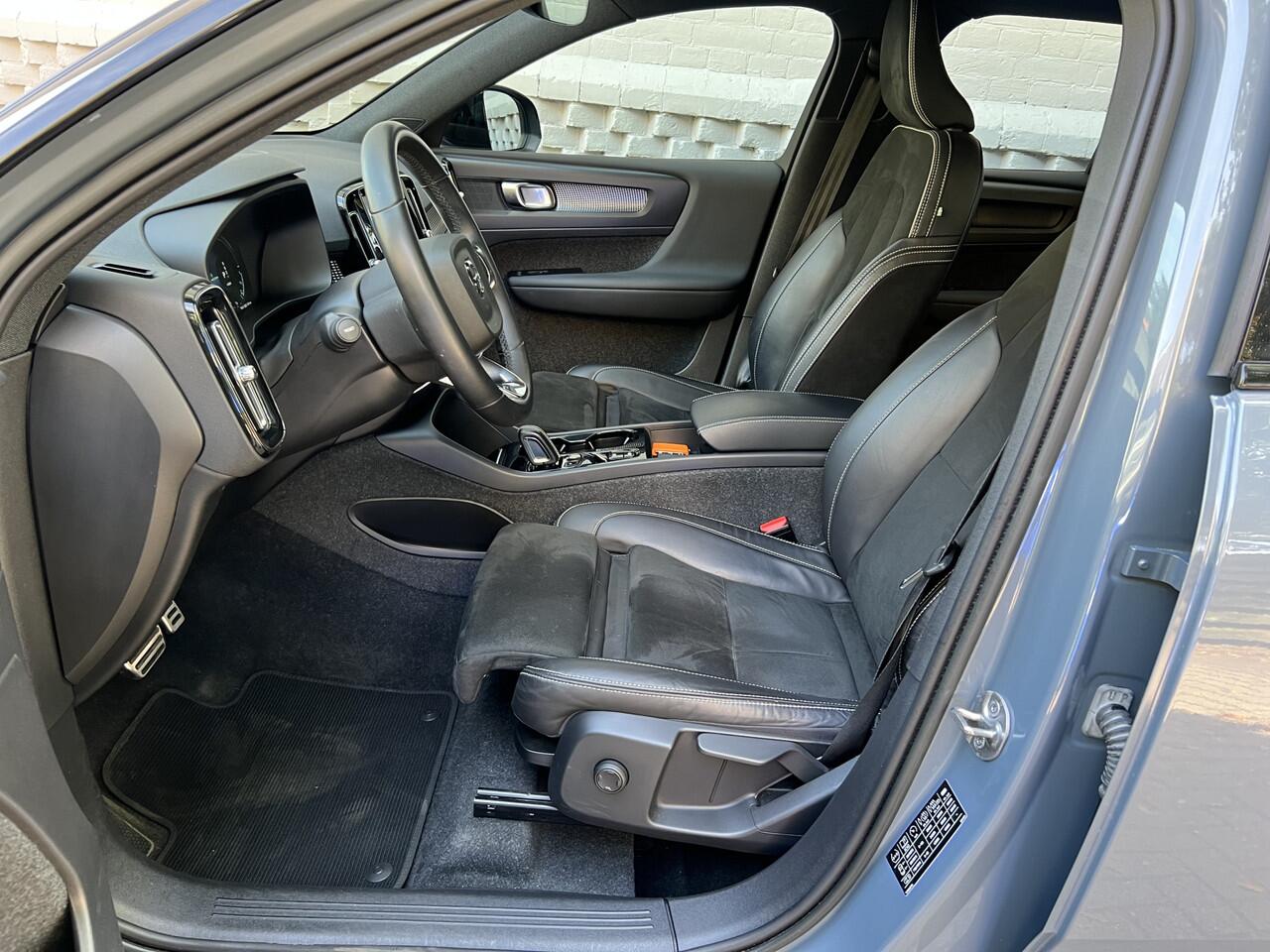 Volvo XC40 1.5 T5 Recharge R-Design Navigatie Carplay