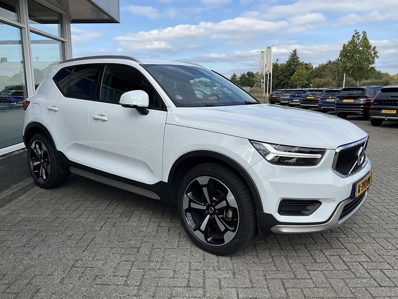 Volvo XC40 1.5 T2 Momentum