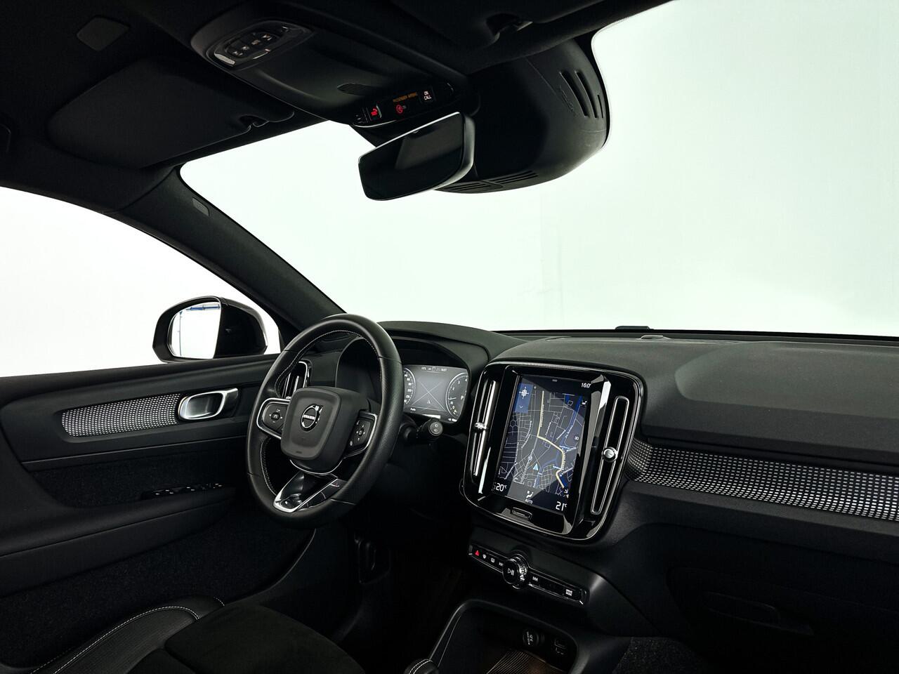 Volvo XC40 T3 R-Design | Parkeercamera | Cruise Control