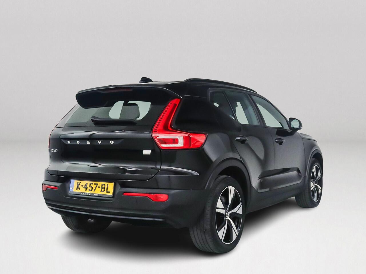 Volvo XC40 P8 AWD R-Design | Park Assist | Stoel- en Stuurverwarming | Trekhaak