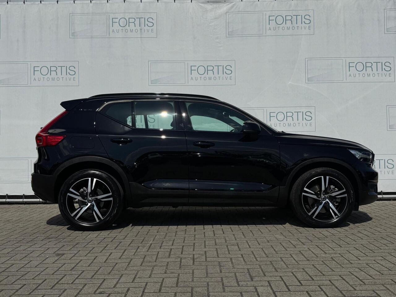 Volvo XC40 1.5 T4 Recharge R-Design Expression NL AUTO | CAMERA | PANO |
