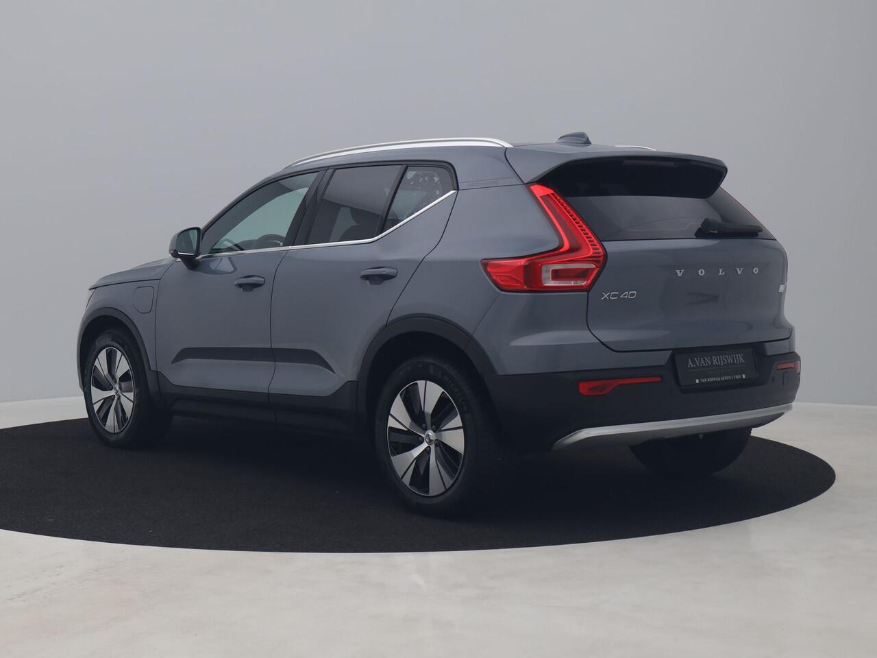 Volvo XC40 1.5 T4 Recharge Inscription Expression | CAMERA | KEYLESS