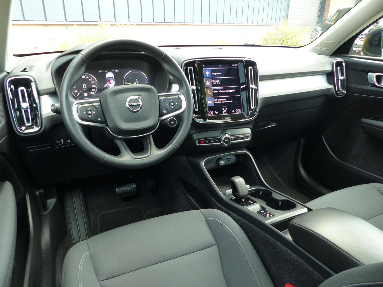 Volvo XC40 T4 Recharge Inscription Expression | Dealer onderhouden| Schuifdak|