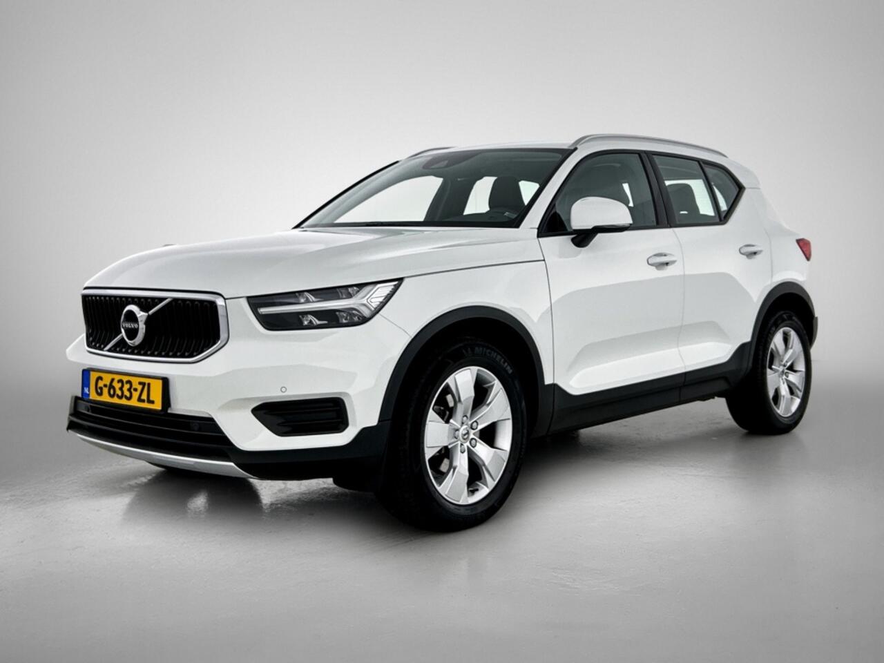 volvo-xc40-t3-momentum-pro--trekha