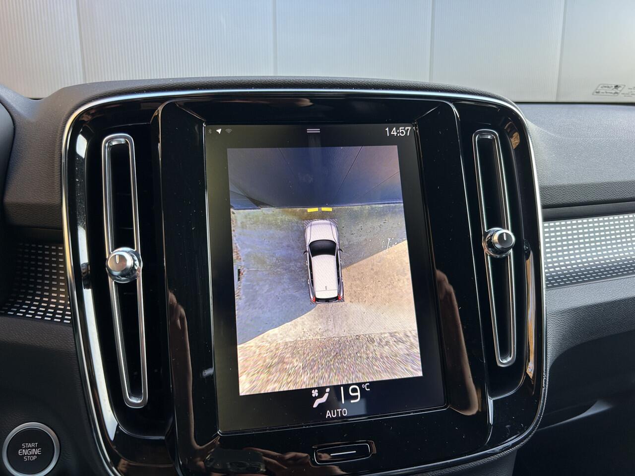 Volvo XC40 1.5 T5 261 PK Recharge R-Design 1e EIGENAAR 360 CAMERA HARMAN KARDON APPLE CARPLAY FULL LED NAVI CRUISE ECC 19 INCH