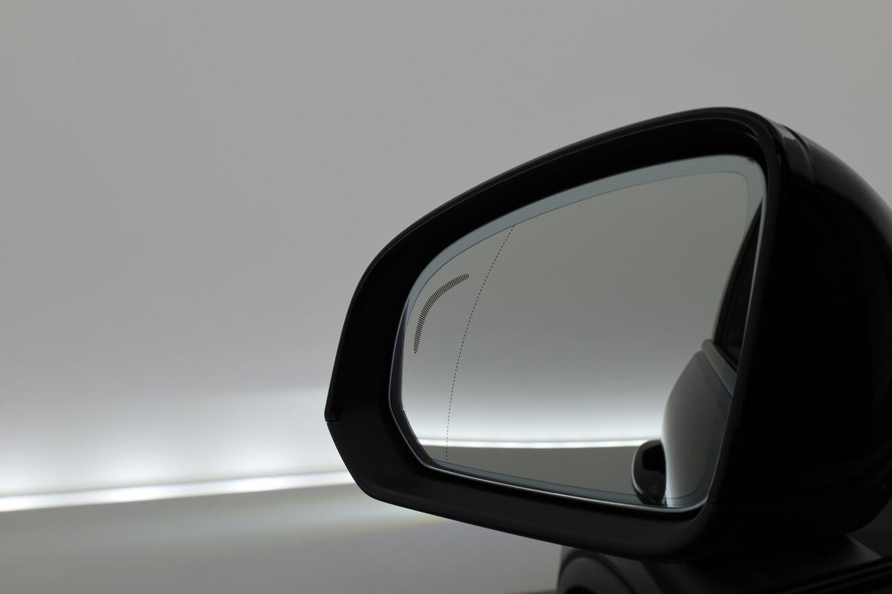 Volvo XC40 B3 Plus Black Edition | 360cam | Pilot Assist | Harman Kardon | Memory seat | 20'' | Pixel LED