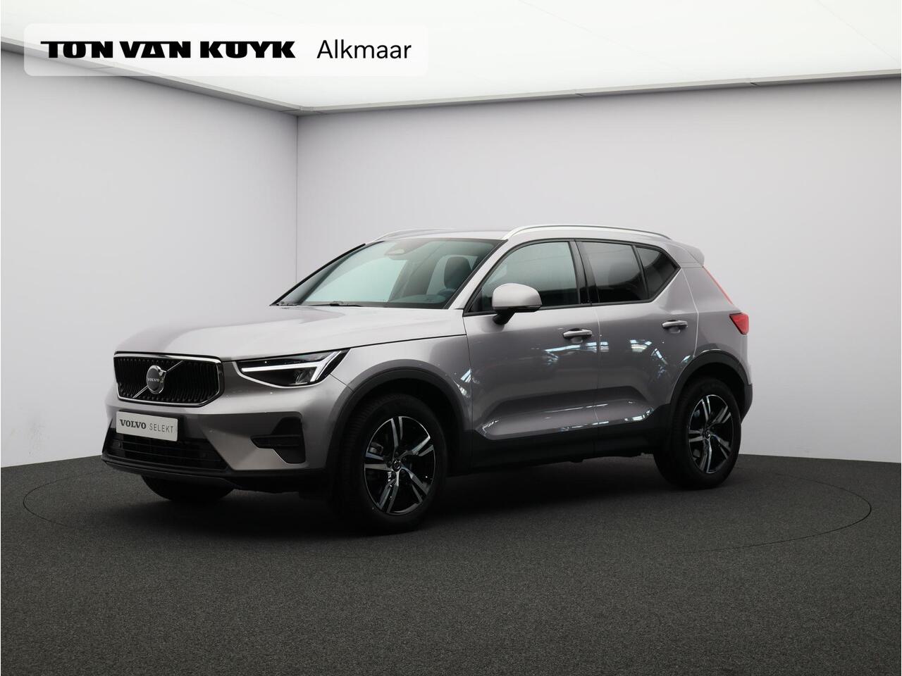 volvo-xc40-b3-163pk-core-business-e