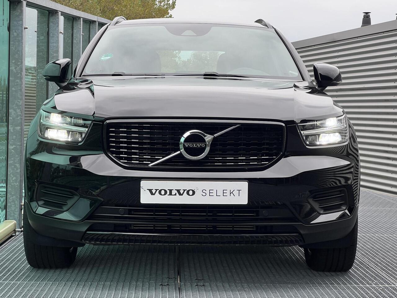 Volvo XC40 1.5 T4 Recharge R-Design Automaat, Adaptive Cruise Control, Blis, Verwarmde stoelen + Stuur, Full Led verlichting