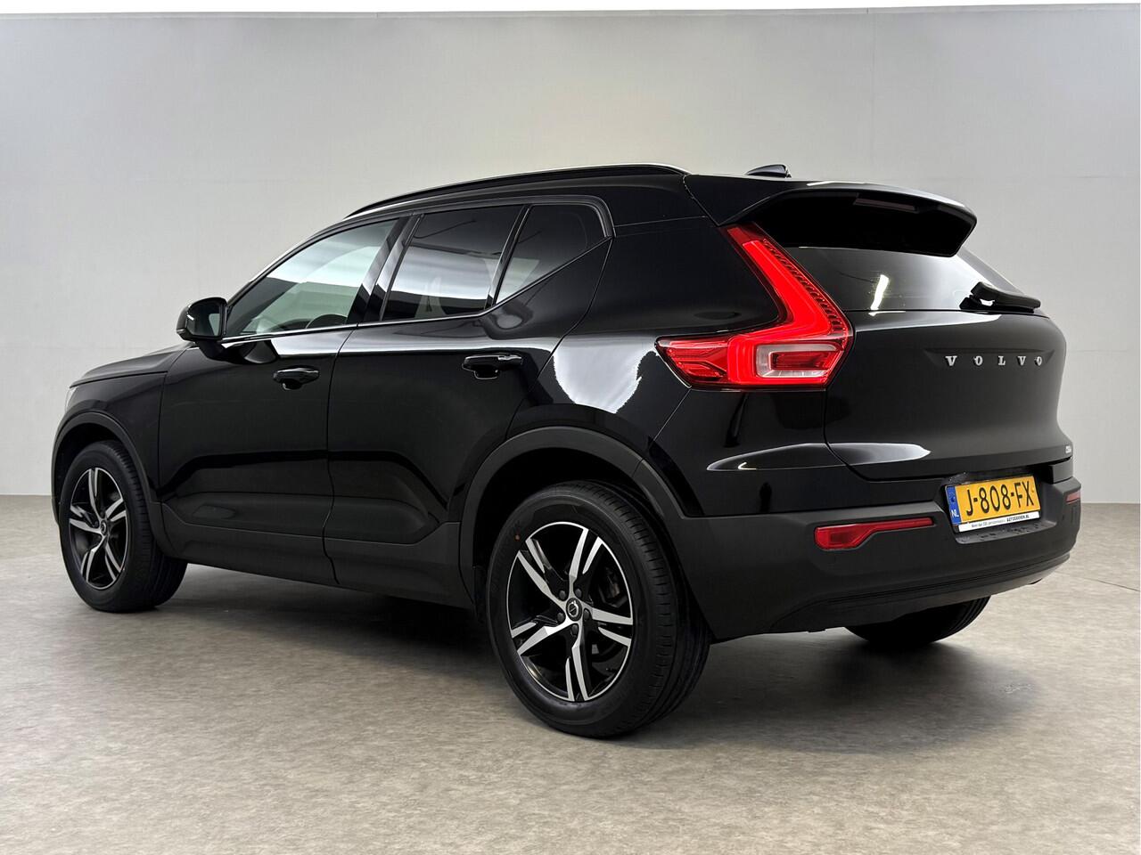 Volvo XC40 1.5 T2 R-Design | Virtual | Camera | Sfeer | Adap. Cruise | Carplay | Keyless | NAP
