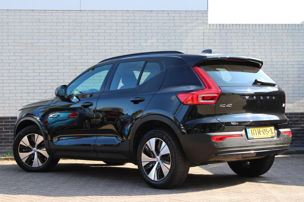 Volvo XC40 1.5 T4 Plug-in hybrid Plus Dark | Trekhaak | H/K | Pilot Assist | Memory | Navigatie | 360 Camera