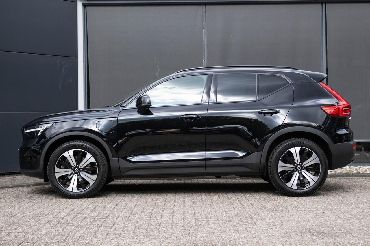 Volvo XC40 T5 Recharge Inscription | Elektrisch schuif-/kanteldak | Lederen bekleding | Harman Kardon Premium Sound | Draadloze telefoonlader | All-Season banden | Elektrische stoelverstelling |