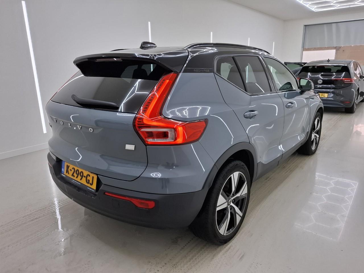 Volvo XC40 Recharge P8 AWD R-Design