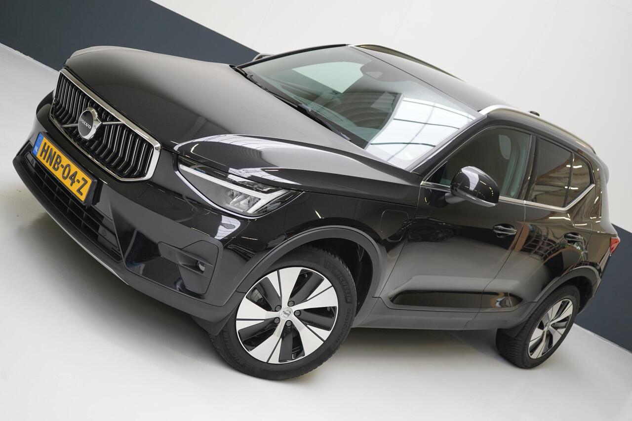 Volvo XC40 1.5 T5 263pk Plug-in hybrid Plus Bright | Memory | Navigatie | Stoelverwarming voor- en achter | Achteruitrijcamera