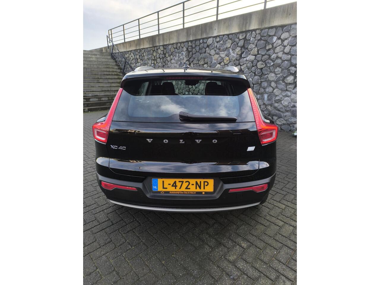 Volvo XC40 1.5 T5 Recharge Business Pro stoel en stuur verwarming, electr A klep, 360 Camera, carplay, all season banden