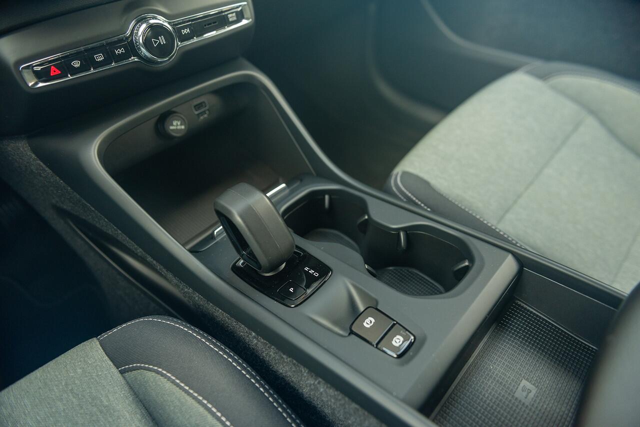 Volvo XC40 T4 Aut. Plug-in Hybrid Inscription Parkeercamera Stoelverwarming 211pk