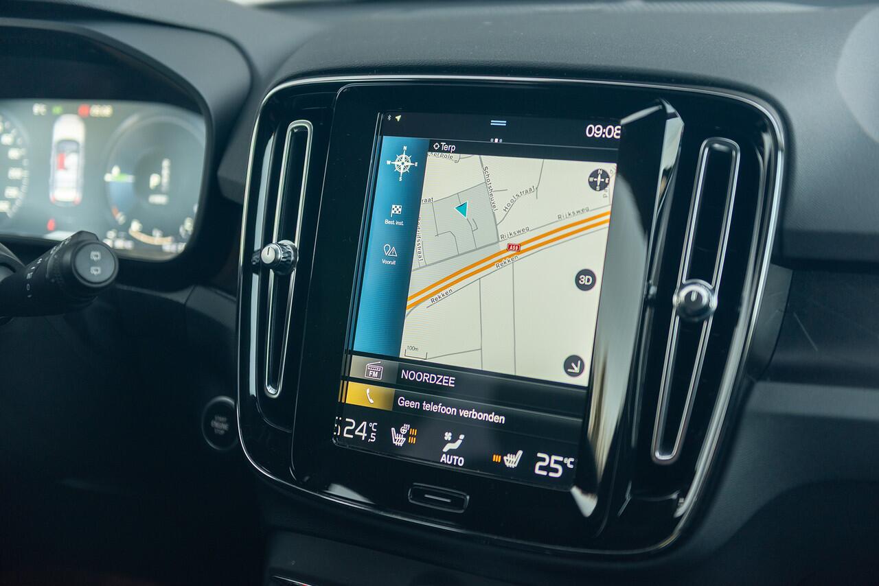 Volvo XC40 T4 Aut. Plug-in Hybrid Ultimate Bright Leder ACC Panoramadak 211pk