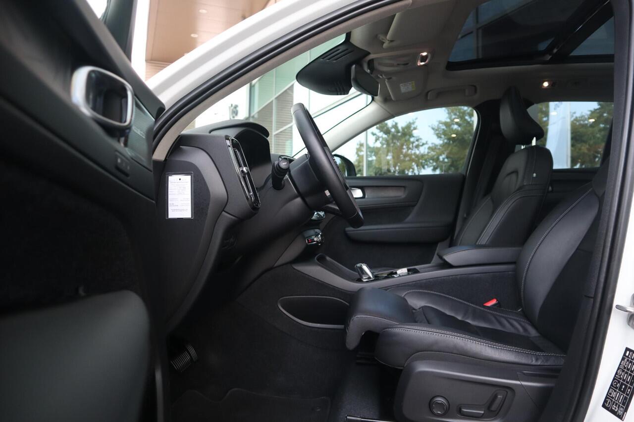 Volvo XC40 1.5 T5 Plug-in hybrid Ultimate Dark | Vos Geleverd & Onderhouden| Full Option!|