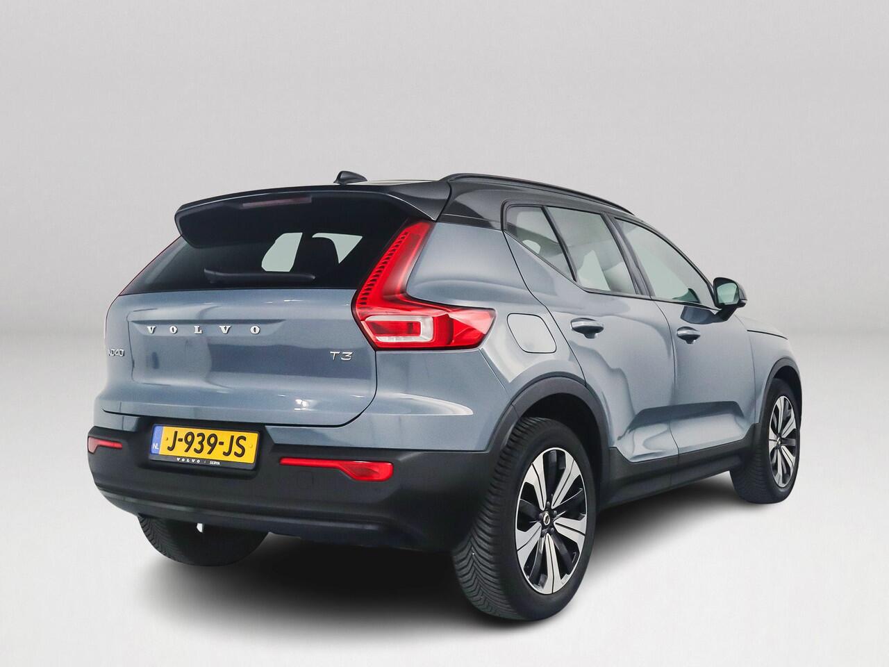 Volvo XC40 T3 R-Design | Parkeercamera | Cruise Control