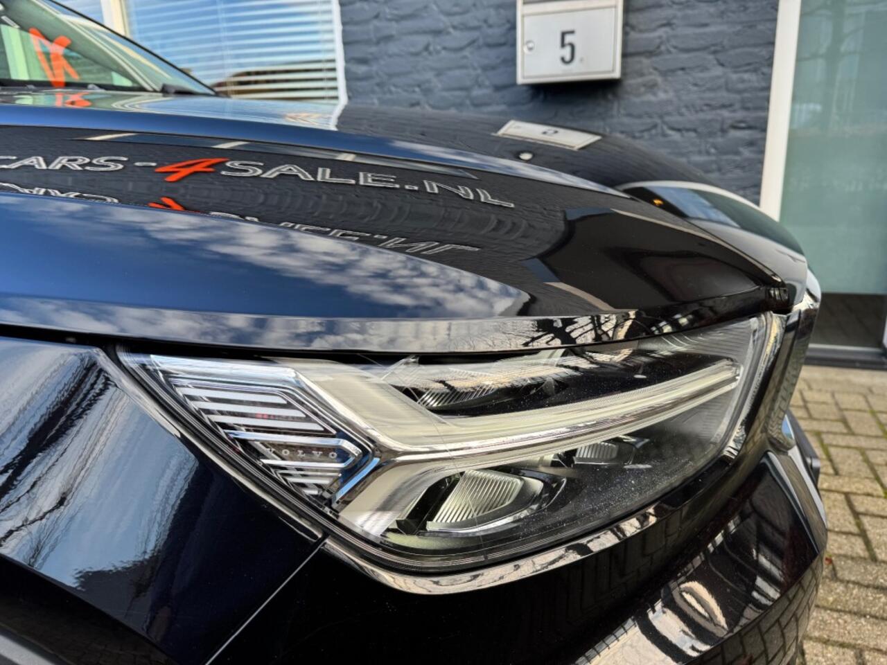 Volvo XC40 1.5 T3 Momentum 163pk + Camera + Led + Navi +Pdc - 2020