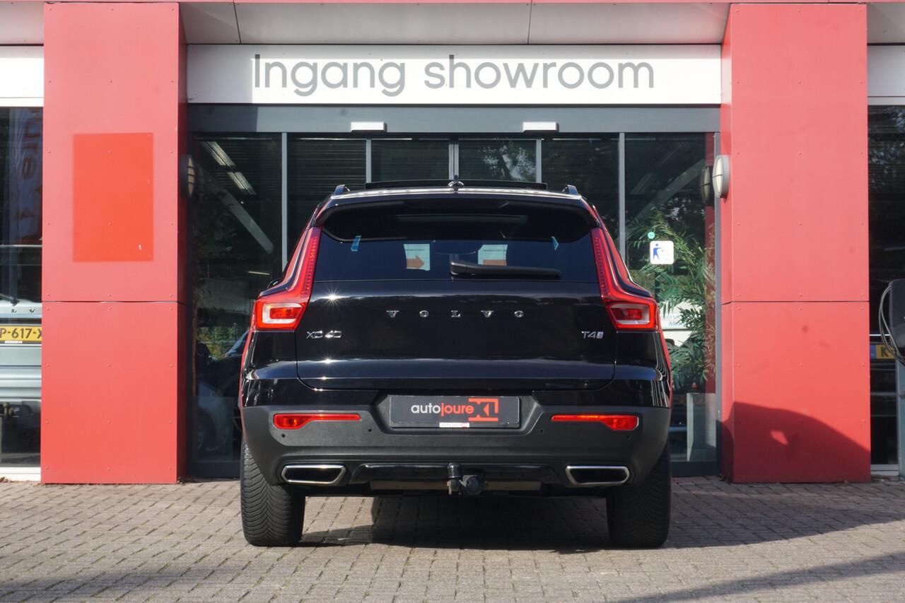 Volvo XC40 2.0 T4 R-Design | Automaat | Black Line | Panoramadak | Harman/Kardon | Trekhaak | Camera |