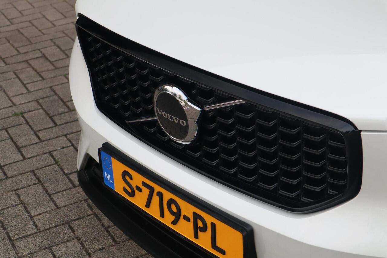 Volvo XC40 1.5 T5 Plug-in hybrid Ultimate Dark | Vos Geleverd & Onderhouden| Full Option!|