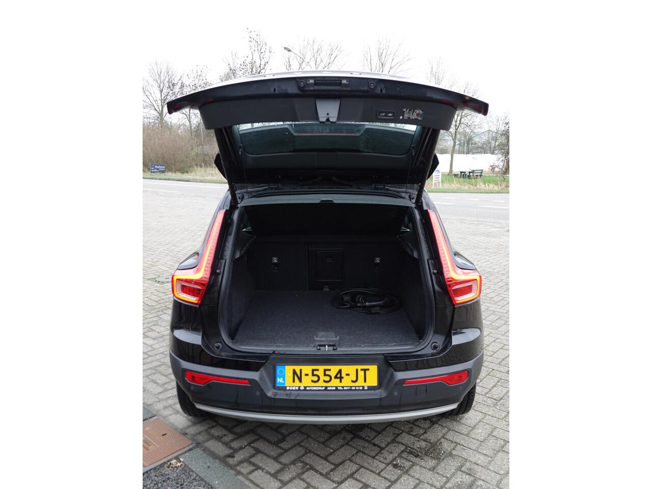 Volvo XC40 1.5 T4 Recharge Inscription Expr. NAVI | ECC | LED | CRUISE | PDC