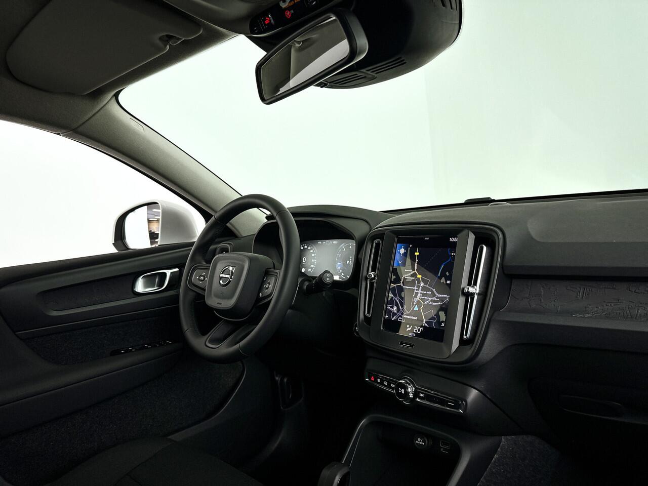 Volvo XC40 T2 Momentum Core | Cruise Control | Navigatie