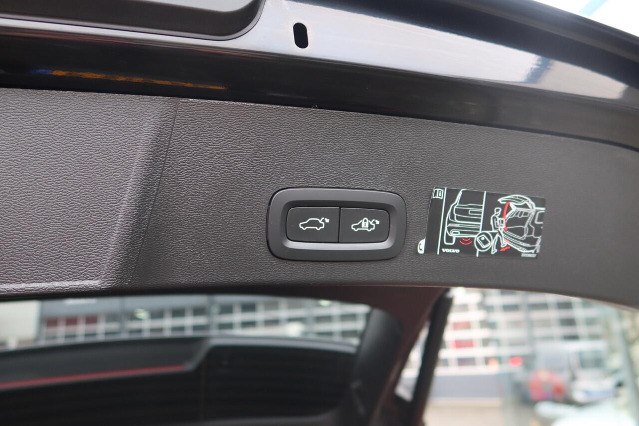 Volvo XC40 1.5 T4 Recharge Inscription Expression LEER I HARMAN KARDON