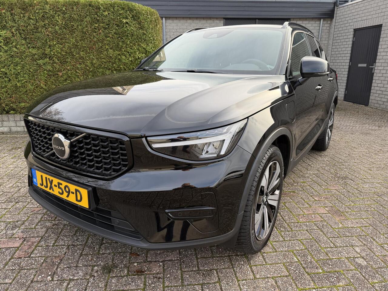 Volvo XC40 1.5 T5 Plus Dark Recharge Plug-in Hybrid Plus Dark