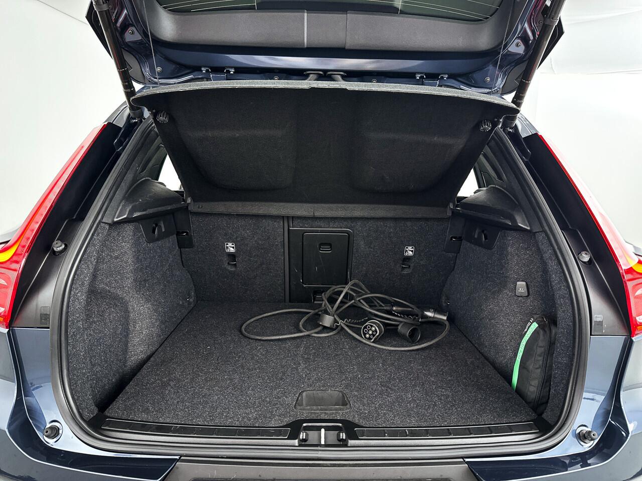 Volvo XC40 T4 Recharge Inscription Expression Plug-in Hybrid | DAB | Elek. achterklep