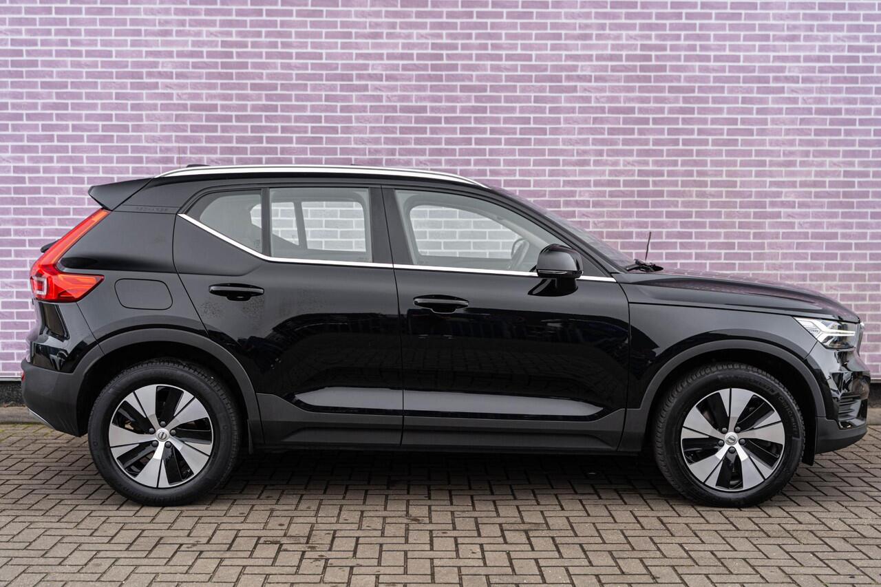 Volvo XC40 1.5 T4 Recharge Inscription | Schuif/Kanteldak | Parkeercamera | Cruise Control | Keyless Entry | Climate Control | Carplay | Volvo On Call |