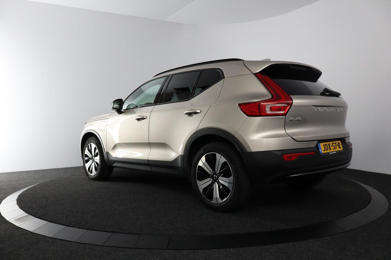 Volvo XC40 1.5 T4 Plus Dark | 360 Camera | Navigatie |