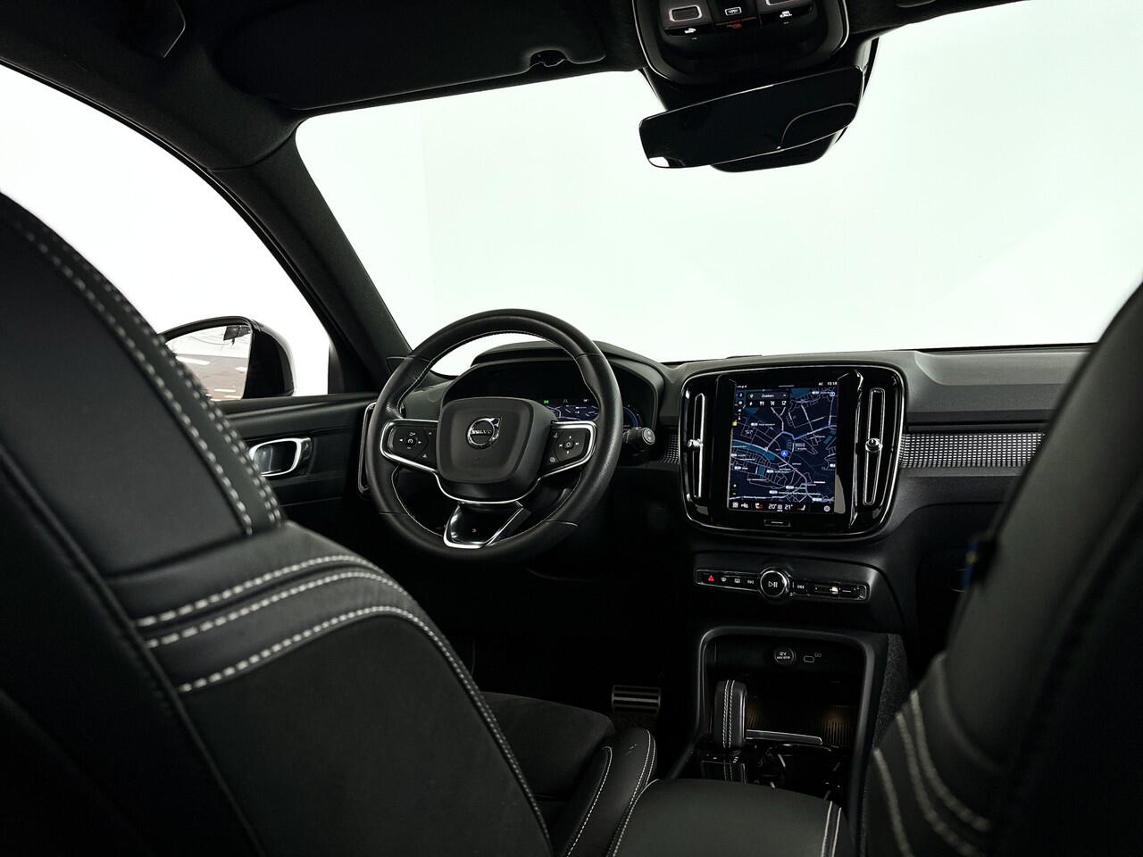 Volvo XC40 P8 AWD R-Design | Park Assist | Stoel- en Stuurverwarming | Trekhaak