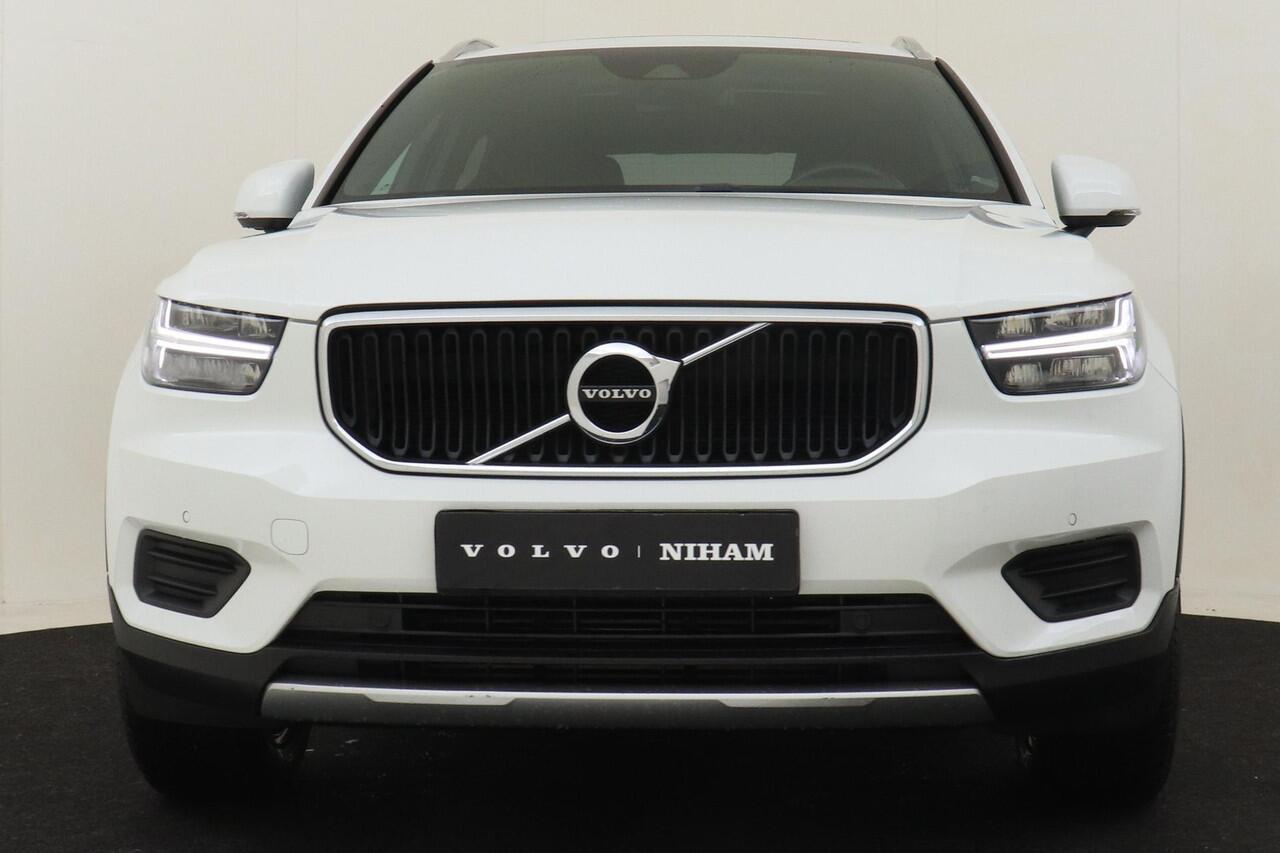 Volvo XC40 T3 AUT. MOMENTUM -PANO.DAK|HARMAN/KARDON|CAMERA|TREKHAAK|CRUISE|18"