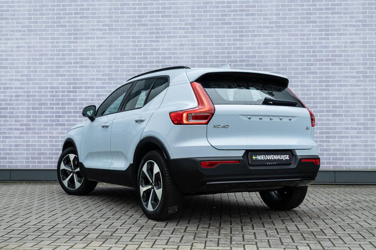 Volvo XC40 B4 Plus Dark Aut. | Trekhaak | All-seasonbanden | Lichtmetalen velgen 5-spaaks 19 inch