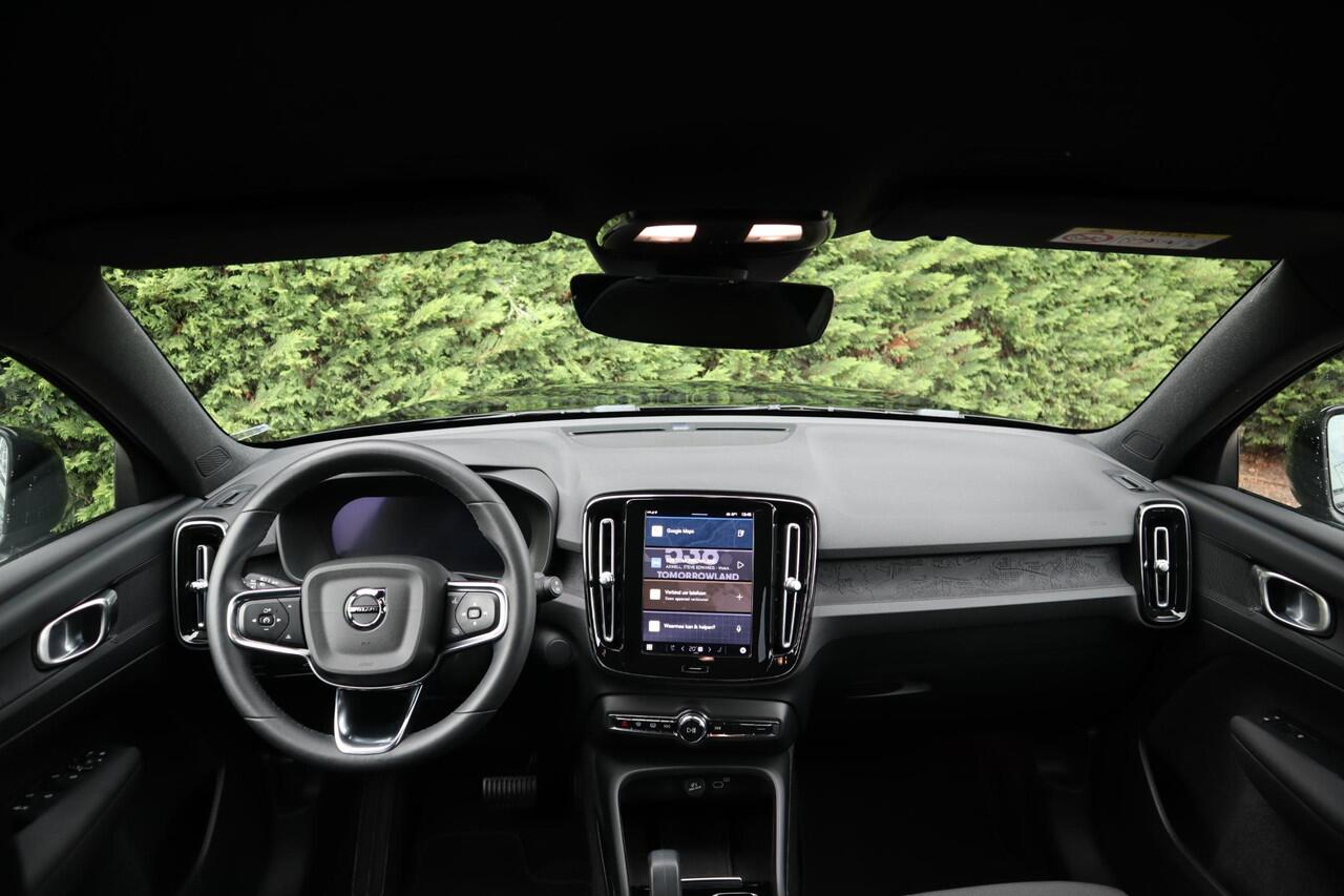 Volvo XC40 Recharge Core 70 kWh l Verwarmbare Voorstoelen l Stuurwielverwarming l Warmtepomp