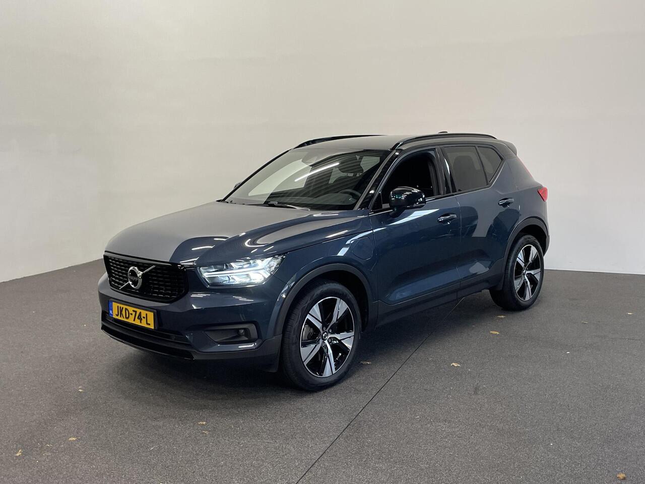 Volvo XC40 1.5 T5 262pk Recharge R-Design Navigatie Apple Carplay/ Android Auto Camera Parkeersensoren Cruise Control Stoelverwarming Full Led Virtual Cockpit Climate Control Lichtmetalen velgen