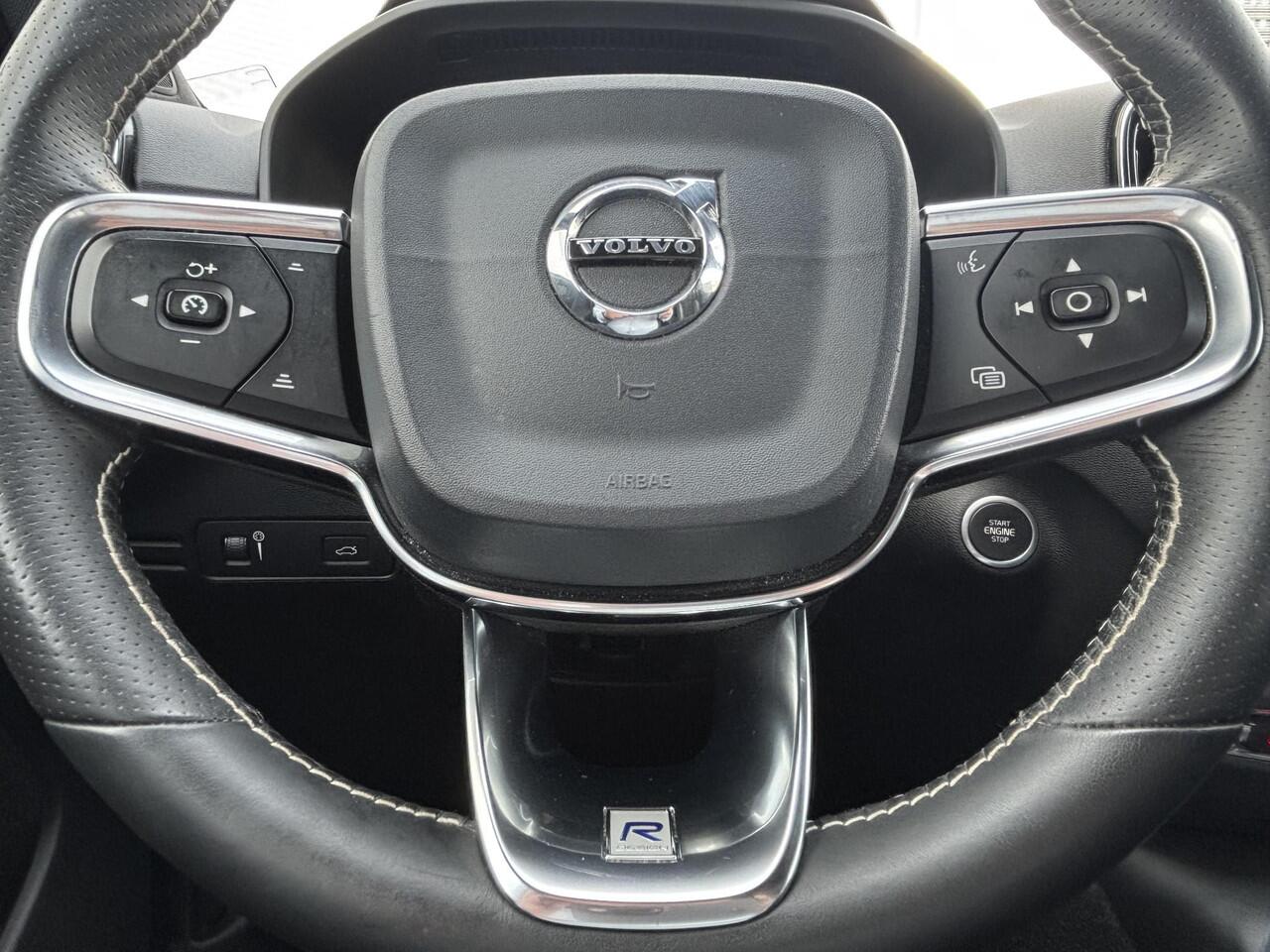 Volvo XC40 1.5 T3 R-Design / Navigatie / Camera / Origineel Nederlands / Elektrische achterklep /