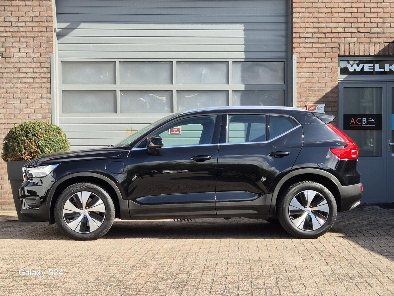 Volvo XC40 1.5 T4 Recharge Inscription Expression Panoramadak / Zeer Nette auto.