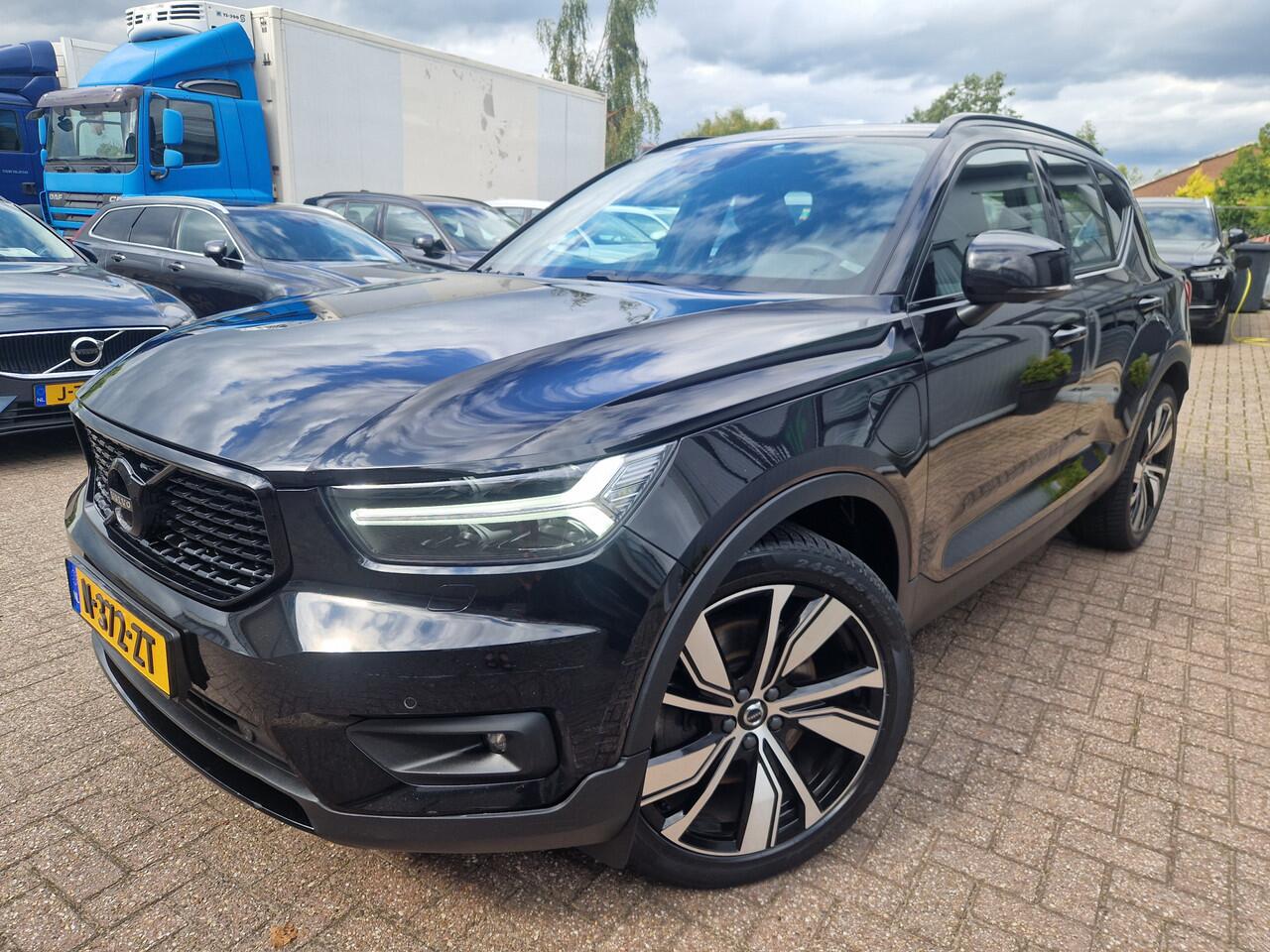 Volvo XC40 1.5 T4 Recharge R-Design PANO | Harman Kardon | 360 | NL auto