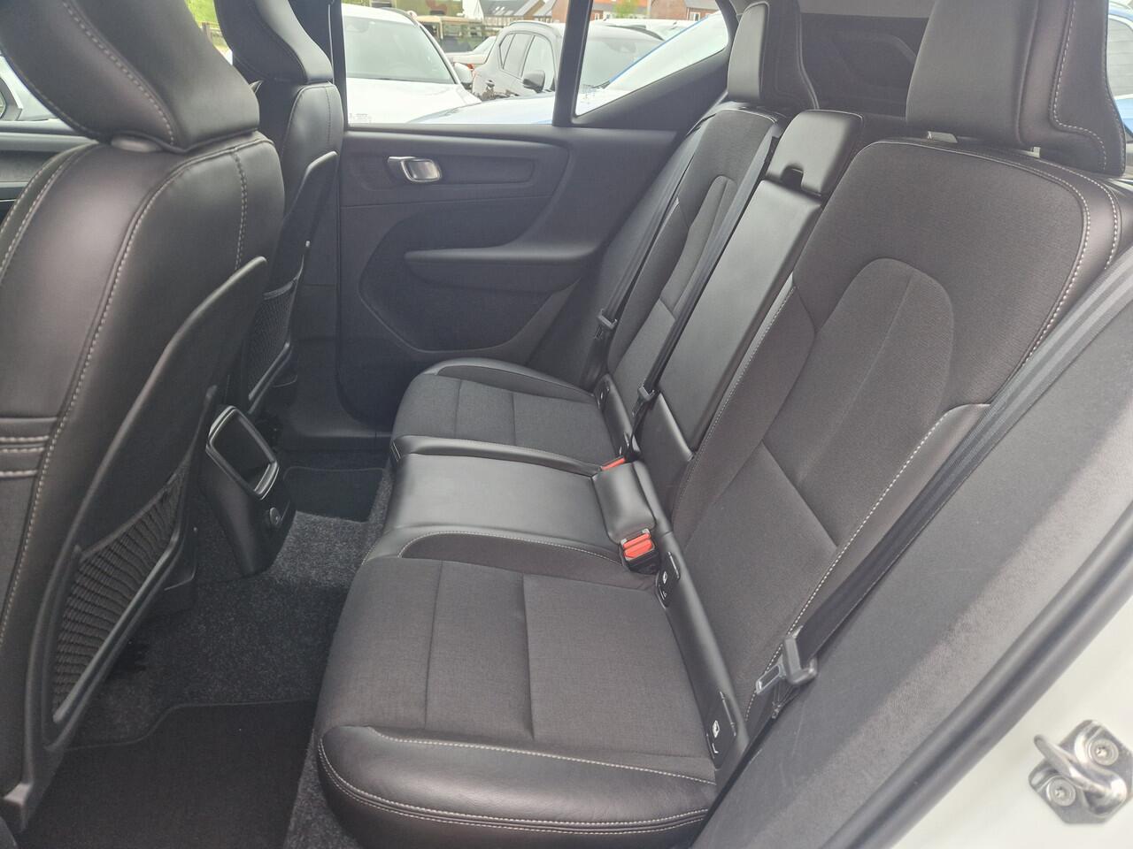 Volvo XC40 1.5 T5 Twin Engine Momentum Pro NL Auto | Verw.stoelen
