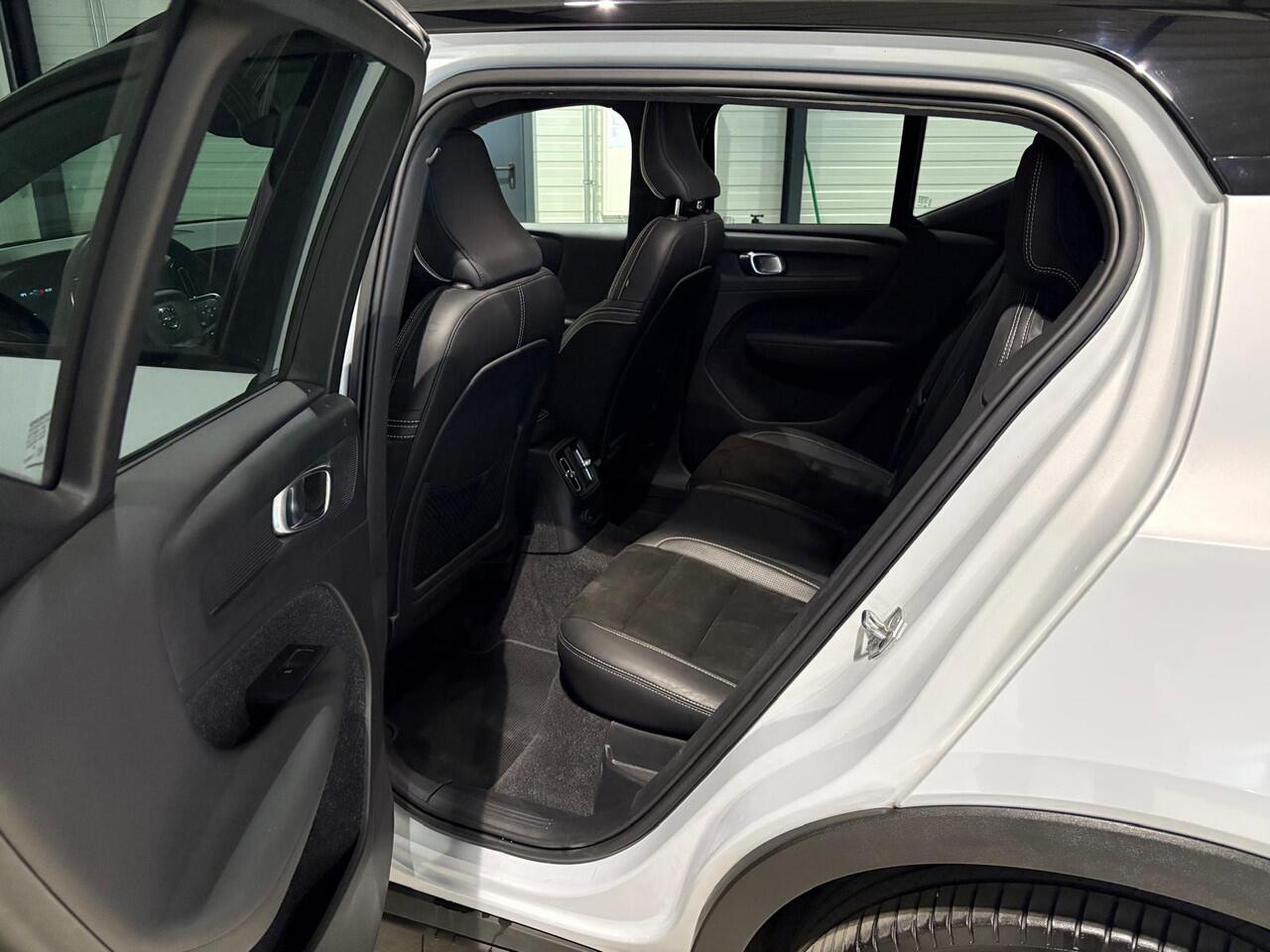 Volvo XC40 T5 Aut. Plug-in Hybrid R-Design ACC Trekhaak Parkeercamera 262pk