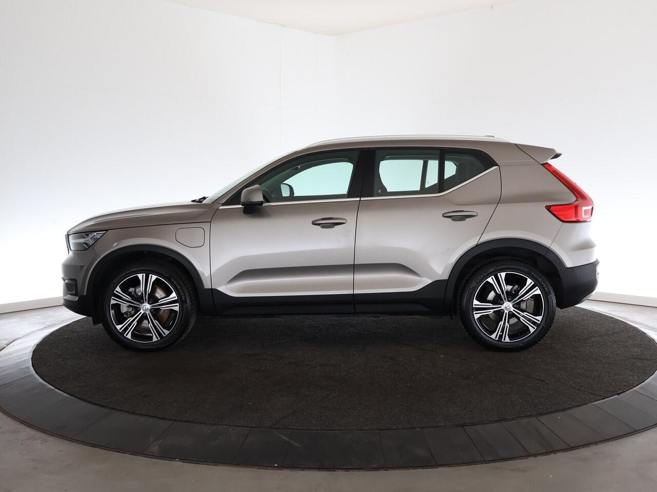 Volvo XC40 1.5 T5 Recharge Inscription Expression | Stoelverwarming | Camera | PDC |*