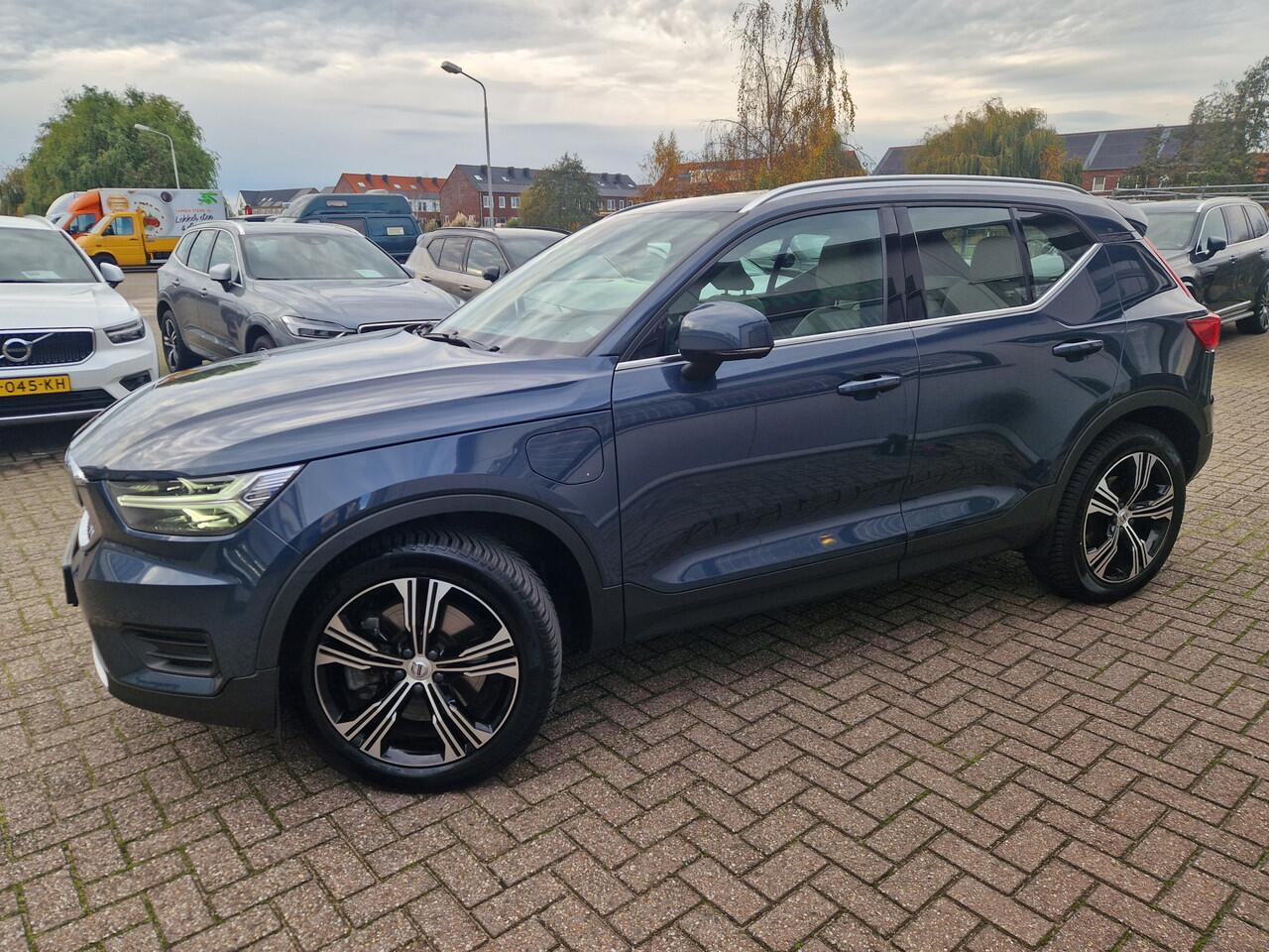 Volvo XC40 1.5 T4 Recharge Inscription NL AUTO | PANO | Harman Kardon | Beige leder