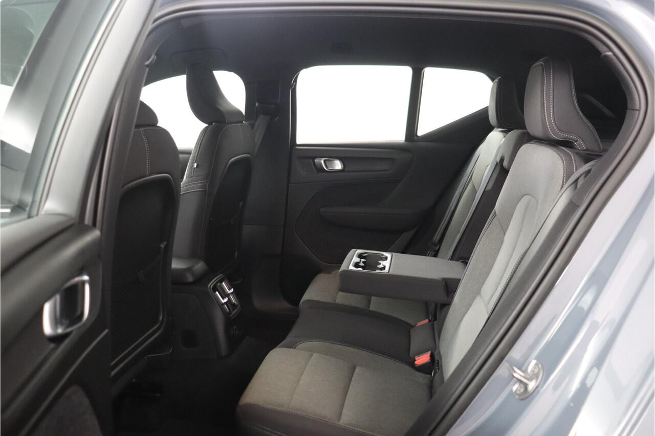 Volvo XC40 1.5 T5 Recharge 262pk | Camera | Apple Car Play | Keyless | Elek.trekhaak | Elek.klep - RIJKLAAR