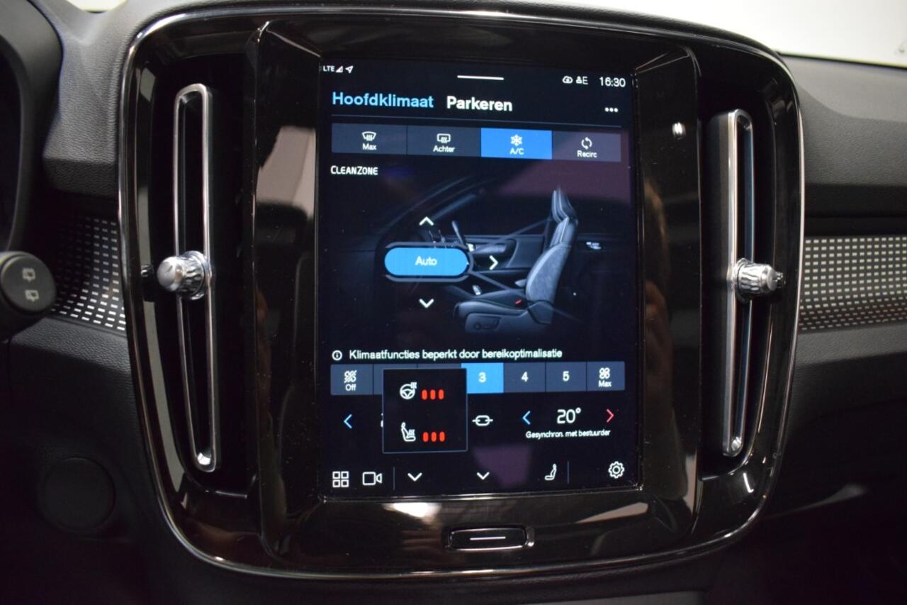 Volvo XC40 Recharge P8 AWD R-Design 408 pk Sunroof/ Trekhaak 1500kg/ Harman Kardon/ 360 Cam/ Stuur en Stoelverw.