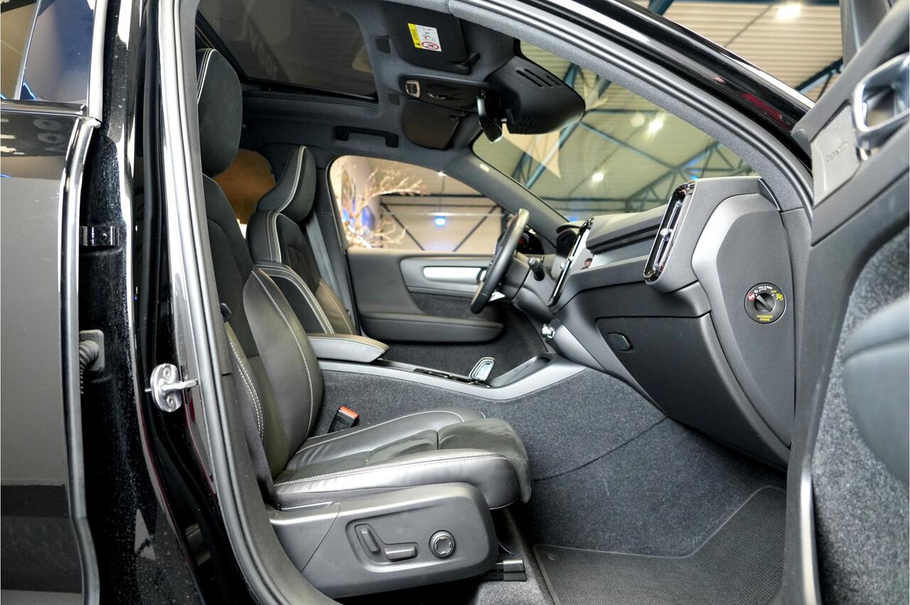 Volvo XC40 1.5 T4 155kW/211pk DCT7 Recharge R-Design PANORAMADAK + HARMAN/KARDON + LEER/ALCANTARA + EL.STOEL MET MEMORY + STOEL-&STUURVERWARMING + ADAPT.CRUISE + LANE ASSIST + NAVI SENSUS + KEYLESS ENTRY&GO + CAMERA + PARKSENSOREN V&A + 19" LM-VELGEN!!