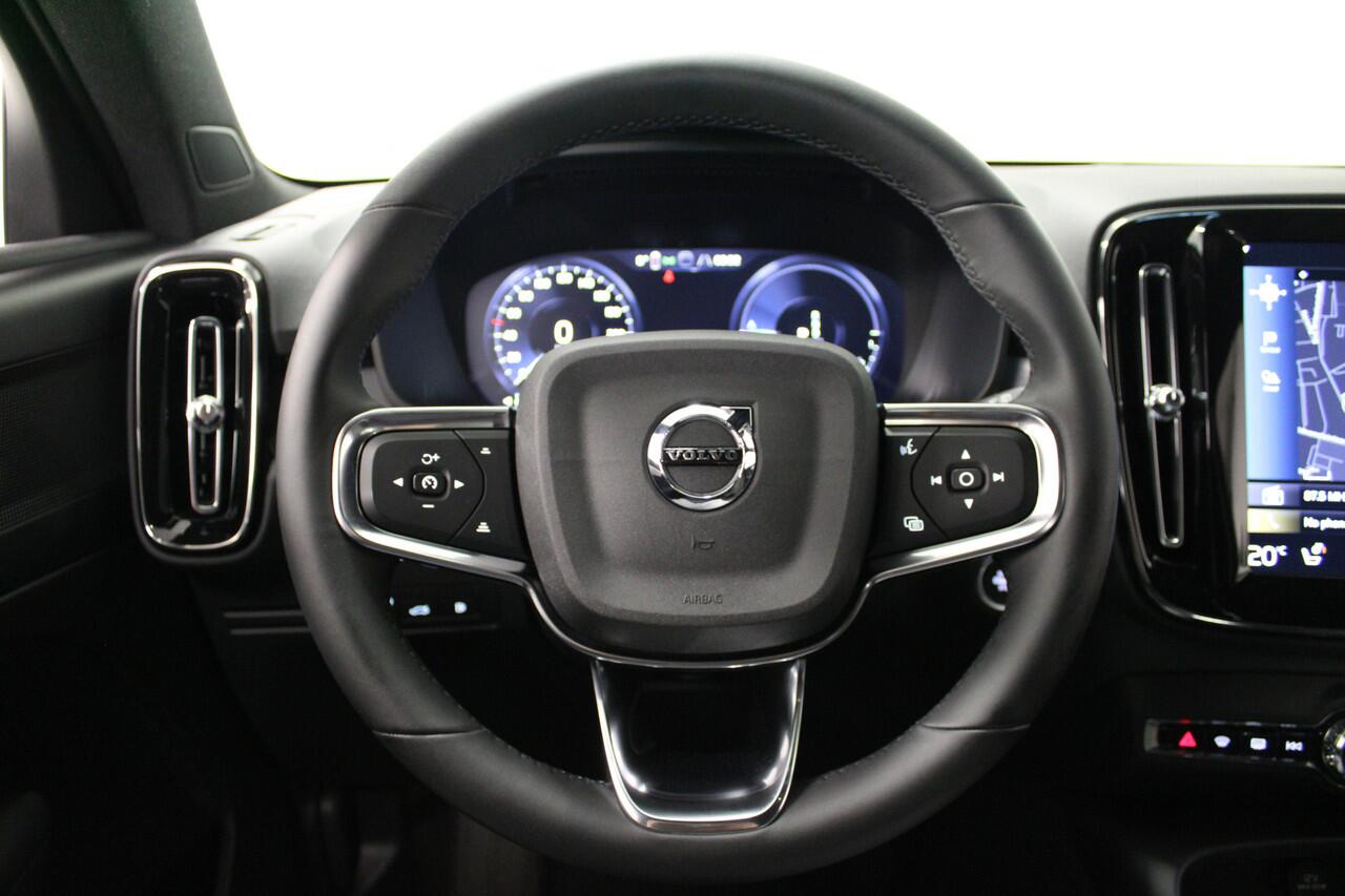 Volvo XC40 1.5 T4 Recharge Dark Plus