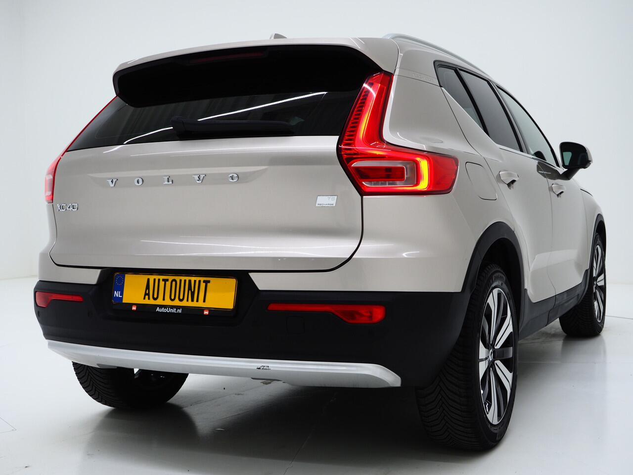 Volvo XC40 1.5 T5 262pk! Recharge Ultimate | Panoramadak | Pilot Assist | Harman/Kardon | 360 | Keyless | Carplay