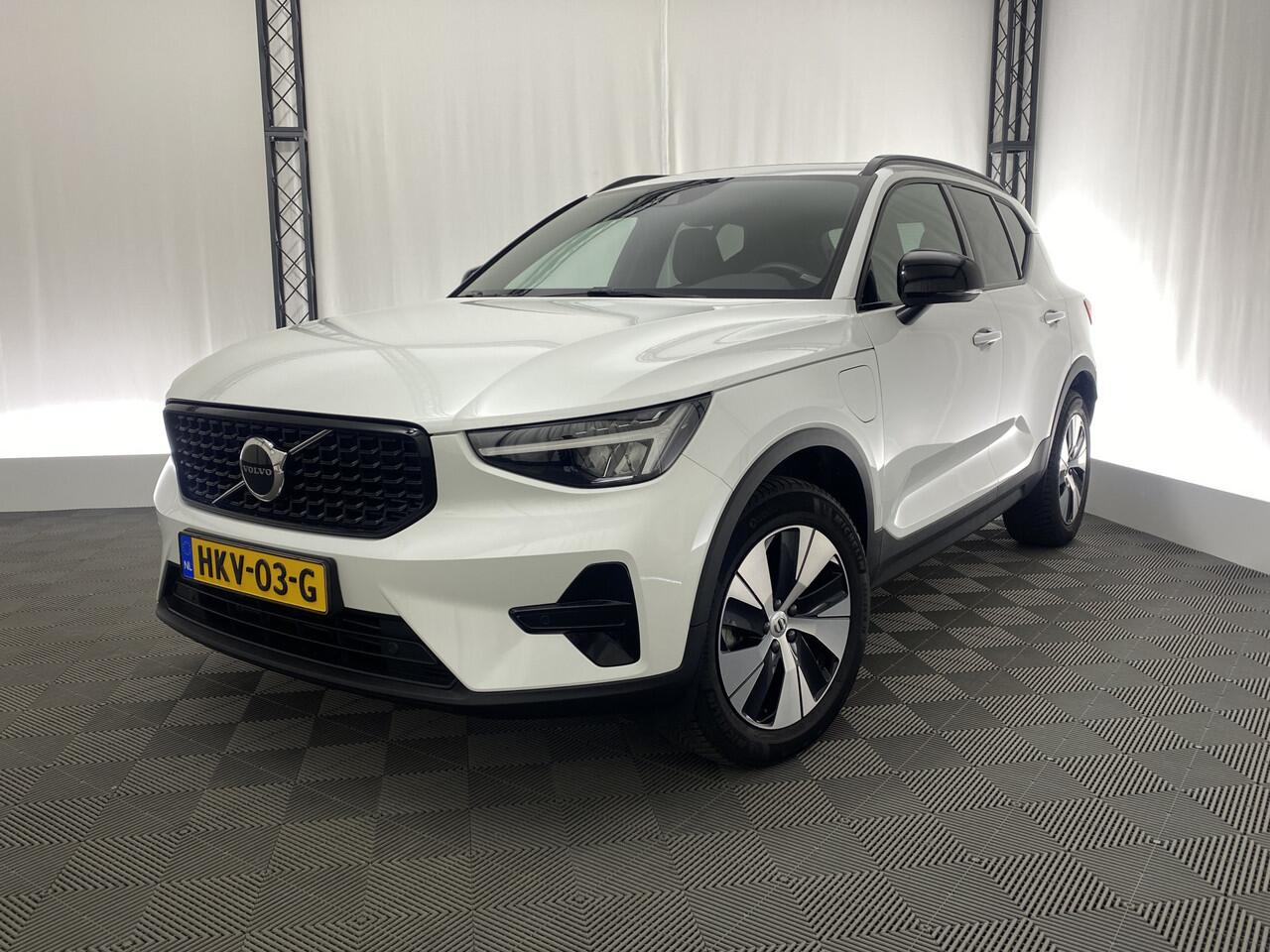 Volvo XC40 1.5 T4 PHEV Plus Dark 211 Pk Automaat | Pano-Dak | Memory Stoel | Carplay | H&K |